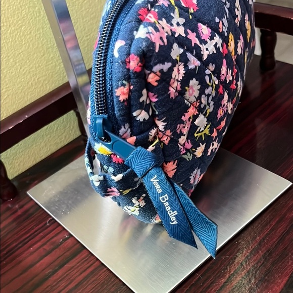 Vera Bradley Floral Quilted Women's Cosmetics Case - Picture 3 of 9